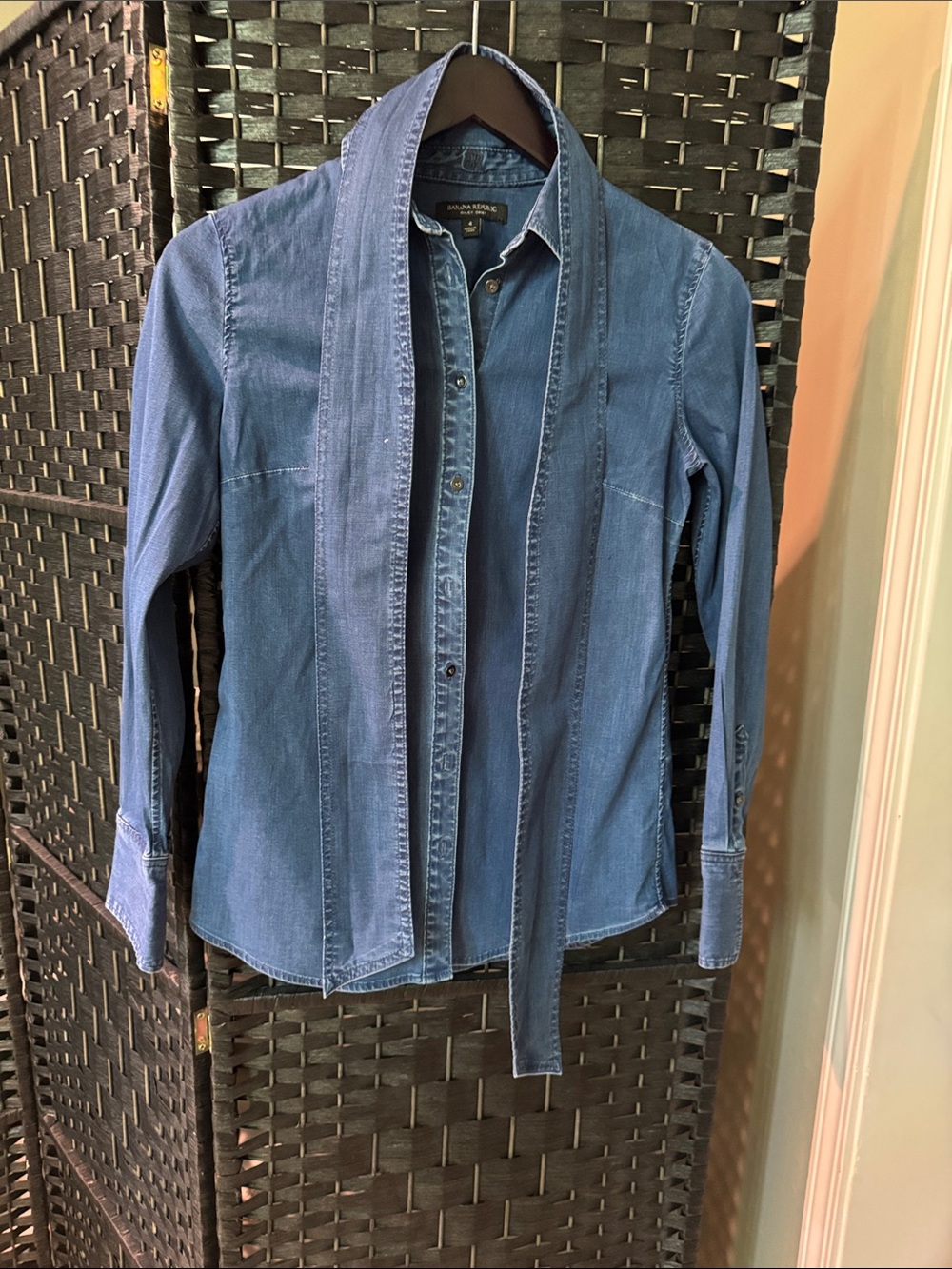 Banana Republic Blue Denim Button-Down Shirt with Tie